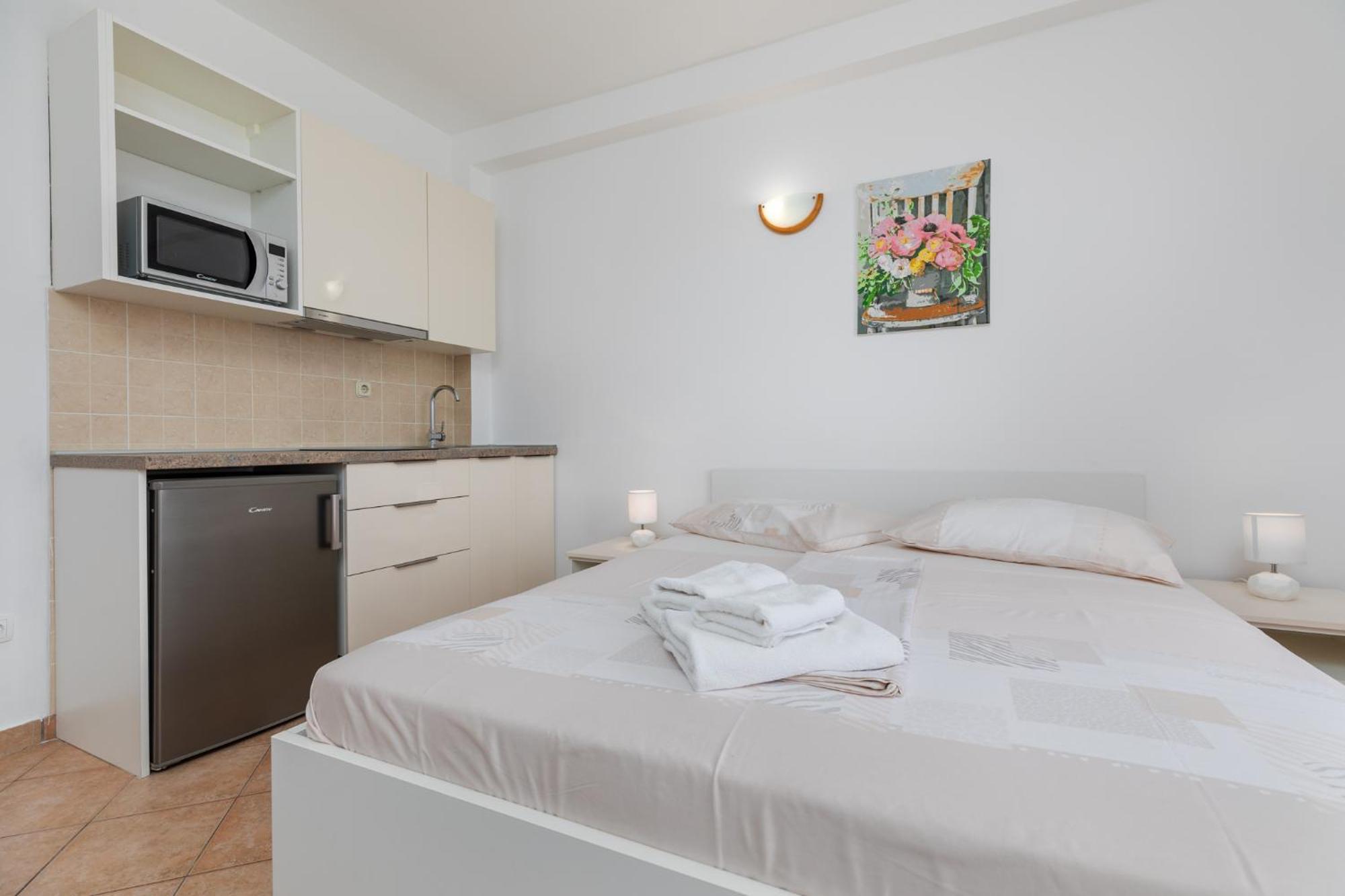 Sita Apartmani Lokva Rogoznica Kültér fotó