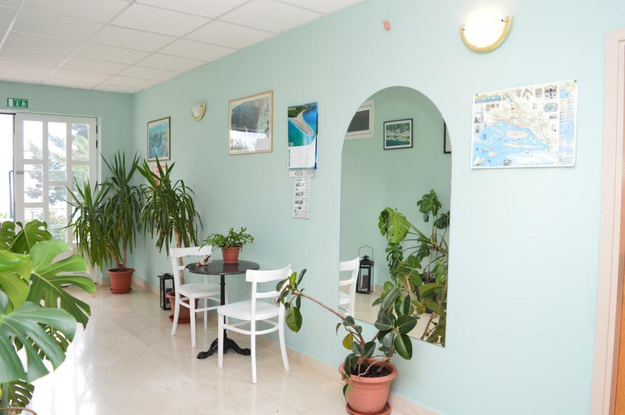 Sita Apartmani Lokva Rogoznica Kültér fotó